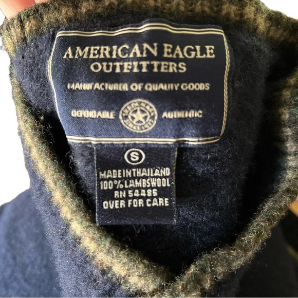Vintage  American Eagle Lambswool Sweater - Picture 3 of 3